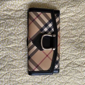 Burberry wallet